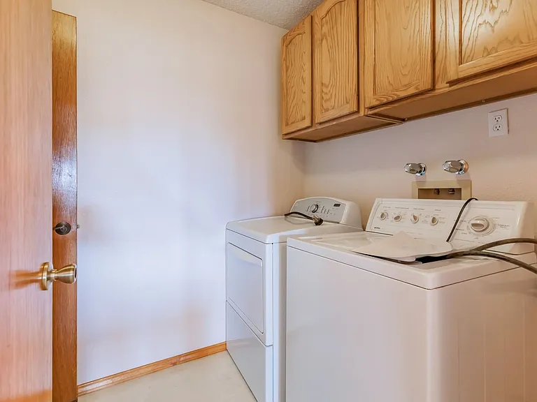 440 Glacier Dr — Photo 13