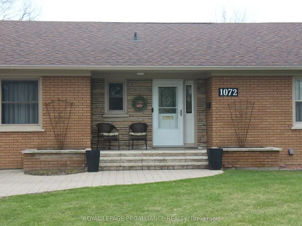 1072 Ontario St, Cobourg, ON K9A 3C7