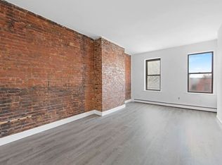 10-11 50th Ave #2B, Long Island City, NY 11101