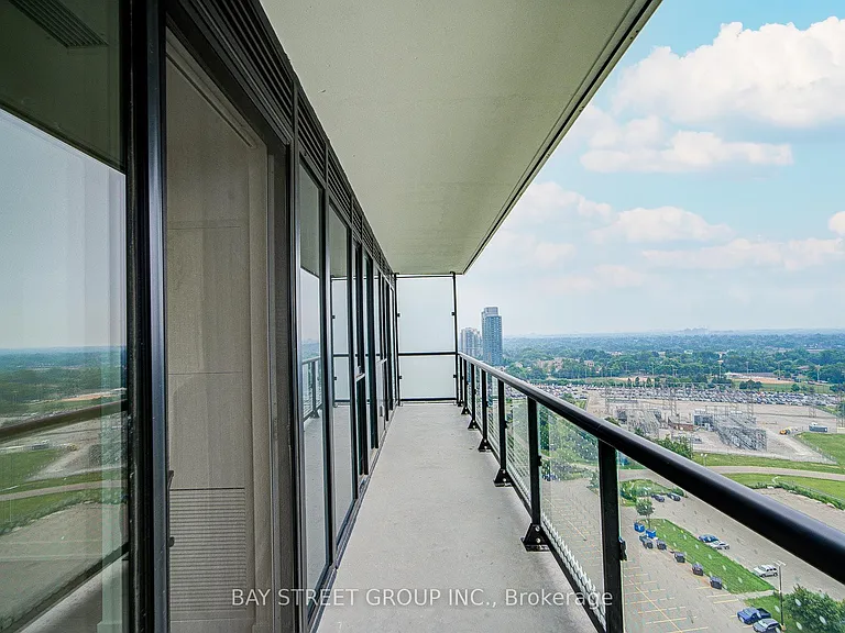 5858 Yonge St #2023 — Photo 36
