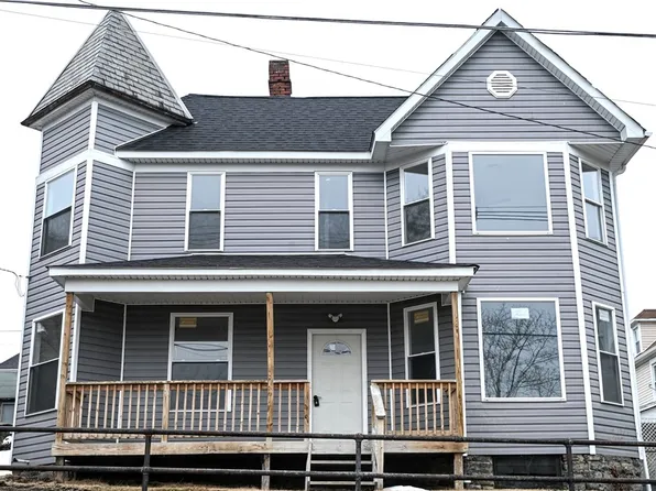 435 N Broadway St, Scottdale, PA 15683