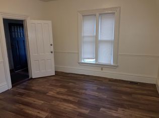 427 N 2nd St APT 4, Monmouth, IL 61462