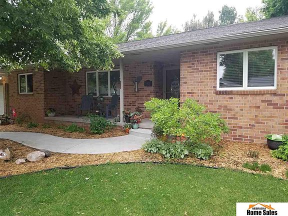 3rd image of 1522 Raell Dr