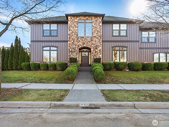 2nd image of 1580 Foxtail Street