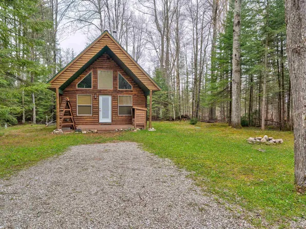 14675 33rd Rd, Rapid River, MI 49895
