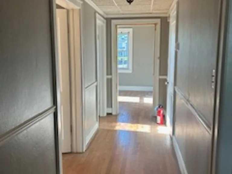1301 Pickett St — Photo 36