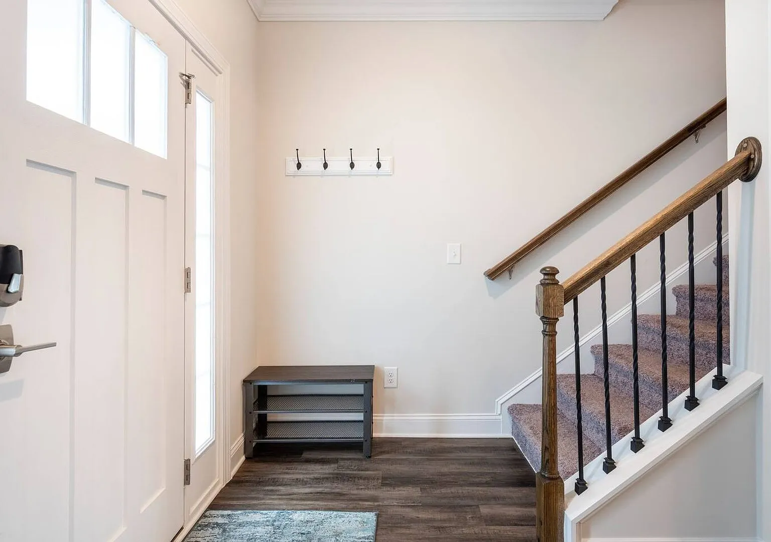 Fantastic Fully Furnished or Unfurnished Townhome! - 4357 Azalea Dr. Columbia, SC 29205 — Photo 3