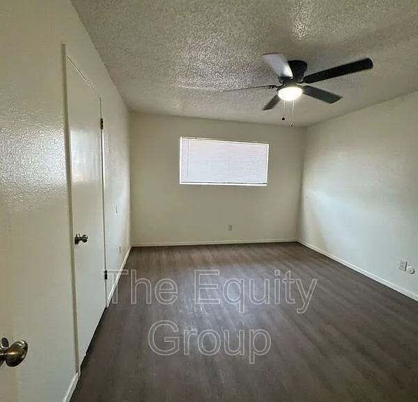 1873 Emma Lee Ln — Photo 18