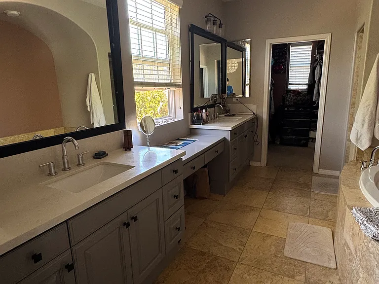 Principal Bathroom