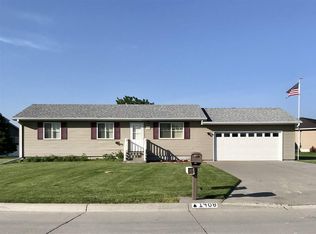 1408 Evergreen St, Minden, NE 68959
