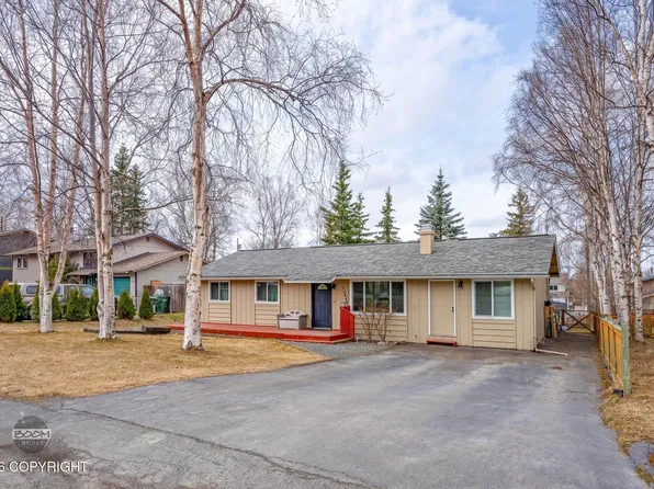 11342 Echo St, Eagle River, AK 99577