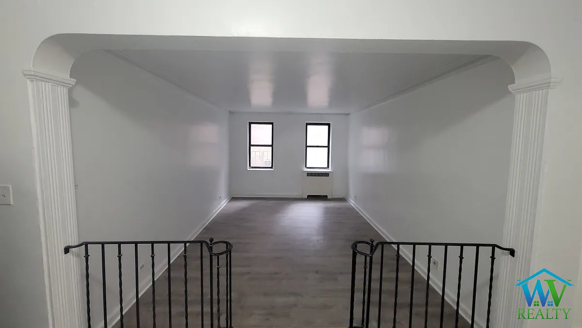 Building Photo - 85 McClellan St #B2