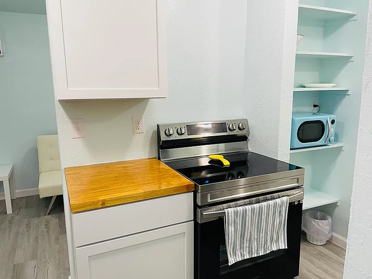 105 NE Railroad Ave #1 — Photo 19
