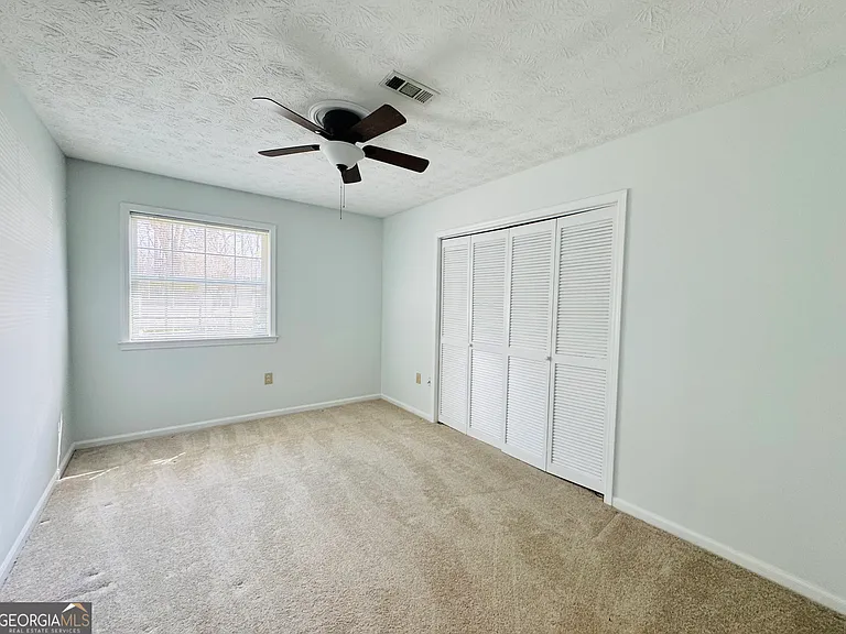 109 Boxwood Ct — Photo 15