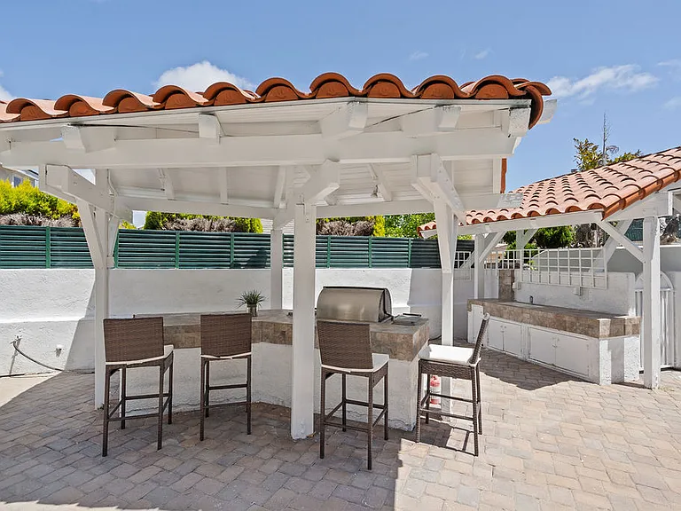 16612 Graham Pl — Photo 63