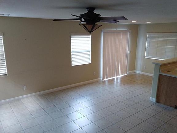 3rd image of 915 Valetta Flat Ave