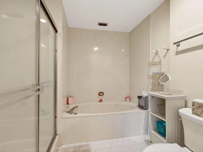 7865 La Mirada Dr — Photo 40