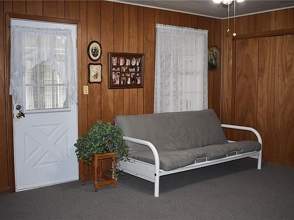 2nd image of 3311 Farm Road 499