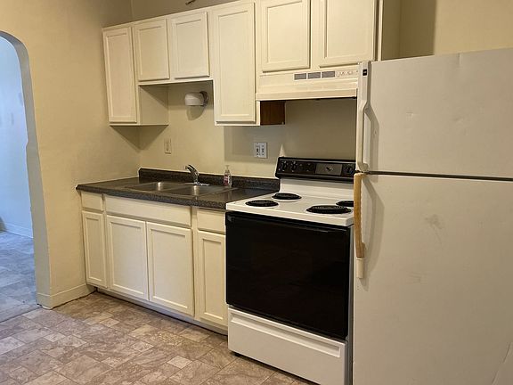 5th image of 23-29 W Main St #4