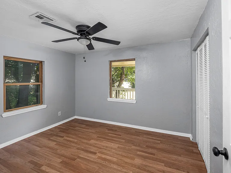 1703 NW Euclid Ave — Photo 23