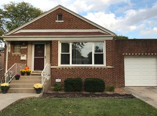 18521 Gottschalk Ave, Homewood, IL 60430