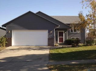 4715 E Hagen Cir, Sioux Falls, SD 57110