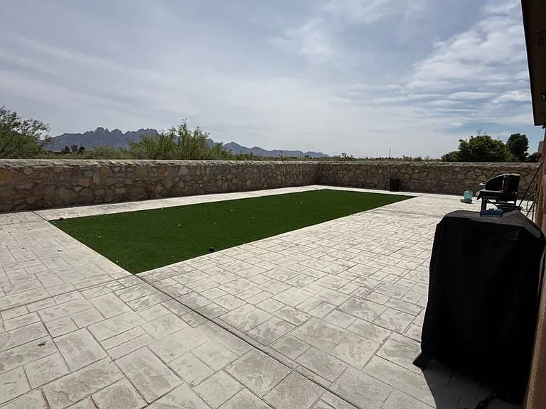 5856 Organ Peak Dr — Photo 1