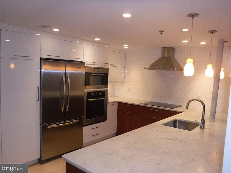 545 E Braddock Rd #101 — Photo 8