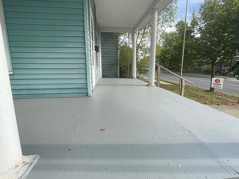 1822 Main St — Photo 23