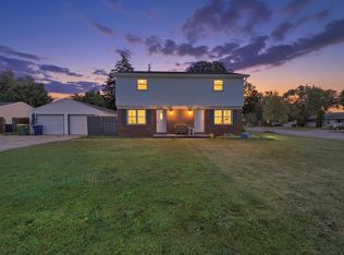 242 N Taylor St, Green Bay, WI 54303