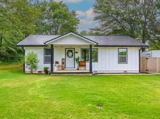 5702 Church St, Flowery Branch, GA 30542