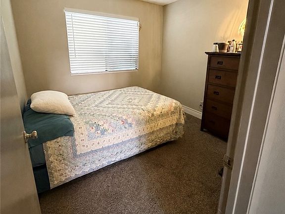 5th image of 1325 Finale Ln