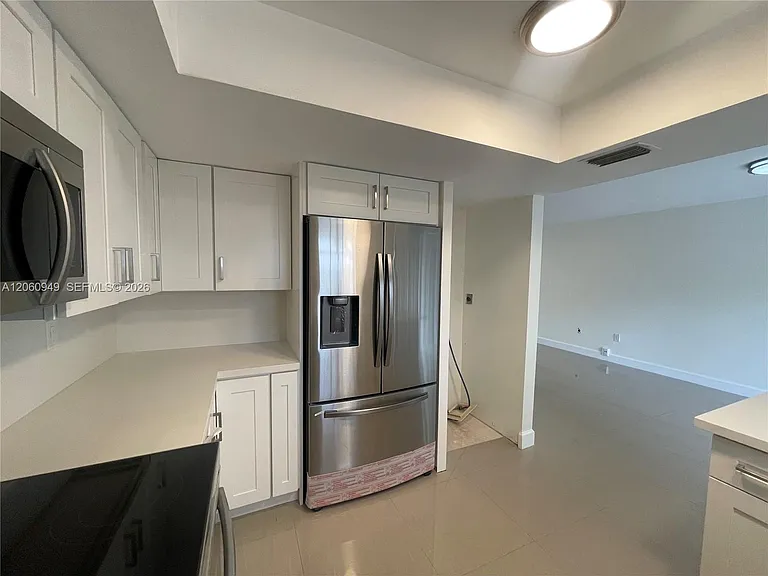 12370 SW 52nd Pl — Photo 9