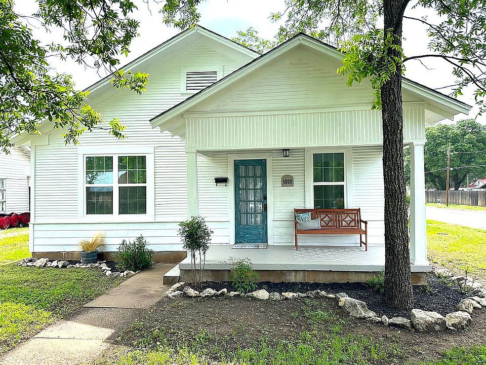 1000 S Walnut St, Brady, TX 76825 Zillow