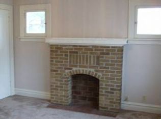 8251 Fullerton Ave, Saint Louis, MO 63132