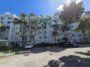 498 NW 165th Street Rd APT D405, Miami, FL 33169