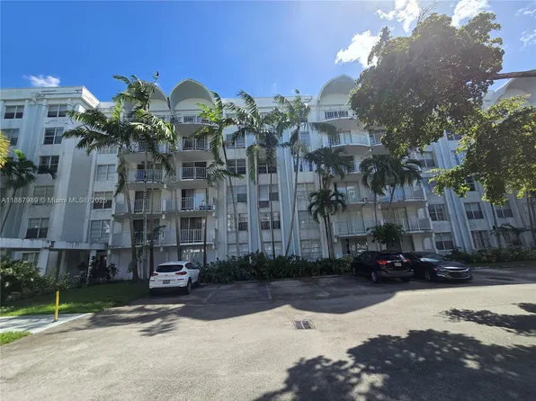 498 NW 165th Street Rd APT D405, Miami, FL 33169