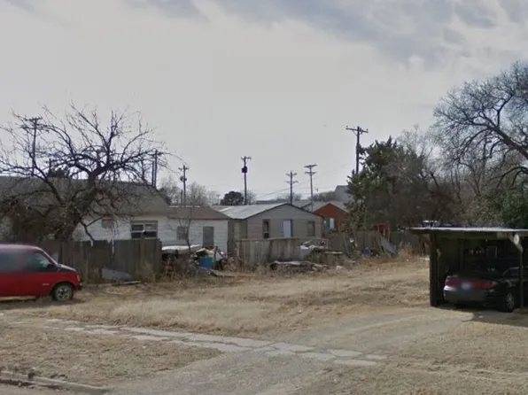 117 N Crosby St, Crosbyton, TX 79322