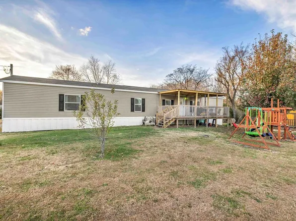 537 Murray Ave, Cloverport, KY 40111