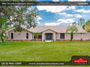 1901 N Golfview Dr, Plant City, FL 33566