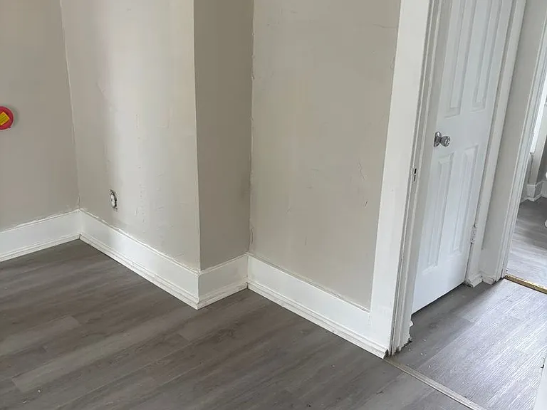 1421 Long Ave — Photo 58