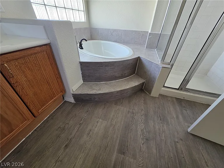 8829 Cornwall Glen Ave — Photo 65