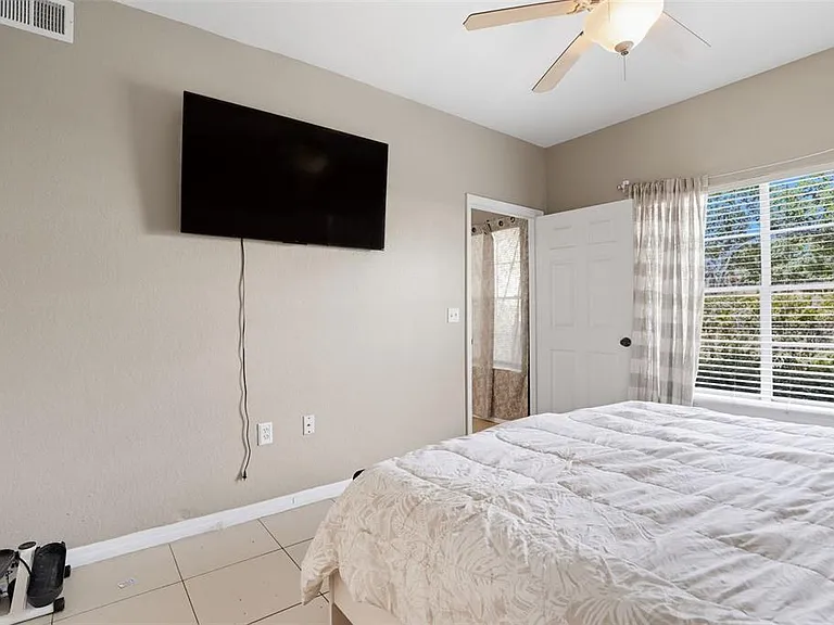 5132 City St #317 — Photo 24