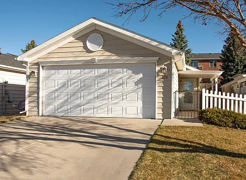 326 Arbor Ln Photo 1