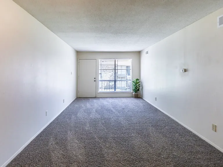Range Park Apartments — Photo 5