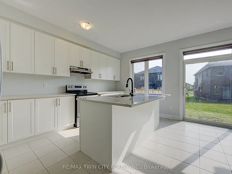 767 Queenston Blvd — Photo 14