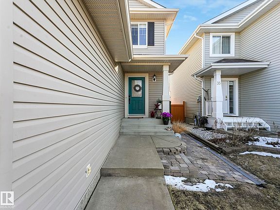 4th image of 31 Chestermere Rd