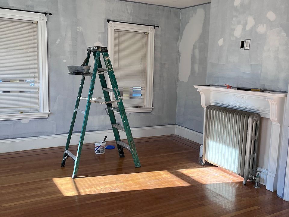 1st image of 77 Linwood Ave #1