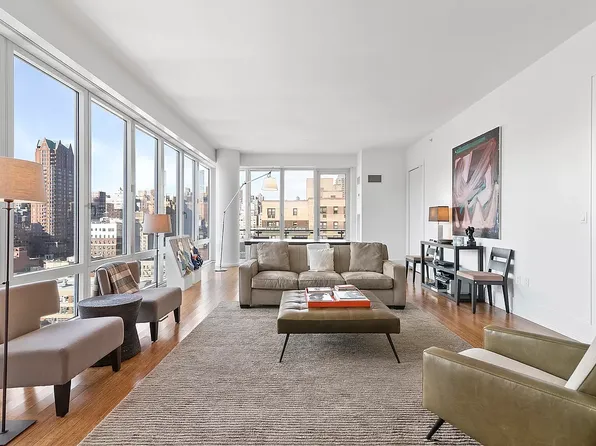 255 East 74th Street image 1 of 14