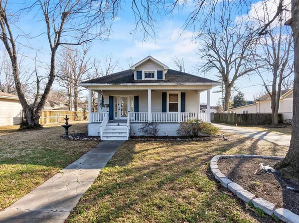 816 N Kingshighway St, Sikeston, MO 63801